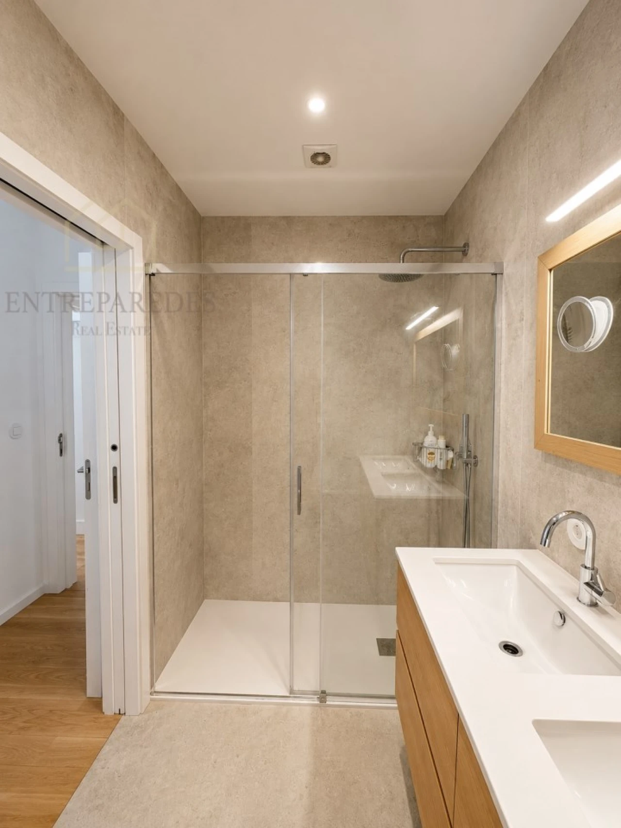 Apartamento T3 para Venda em Aldoar, Foz do Douro e Nevogilde Foto 14