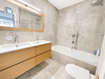 Apartamento T3 para Venda em Aldoar, Foz do Douro e Nevogilde