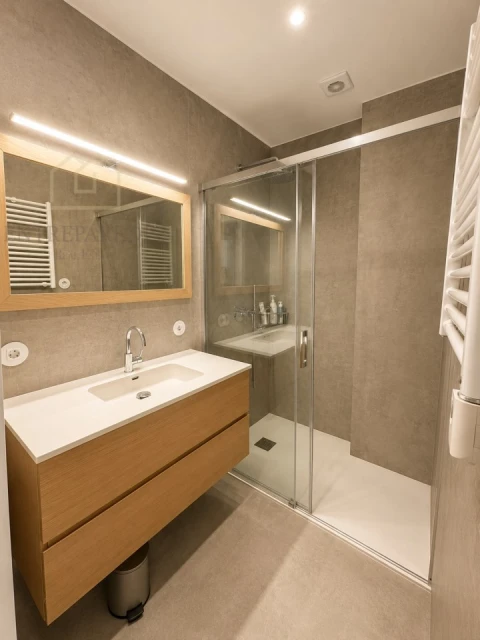 Apartamento T3 para Venda em Aldoar, Foz do Douro e Nevogilde