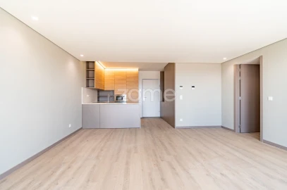 Apartamento T2 para Venda em Mafamude e Vilar do Paraíso