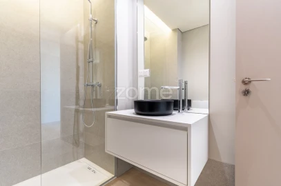 Apartamento T2 para Venda em Mafamude e Vilar do Paraíso