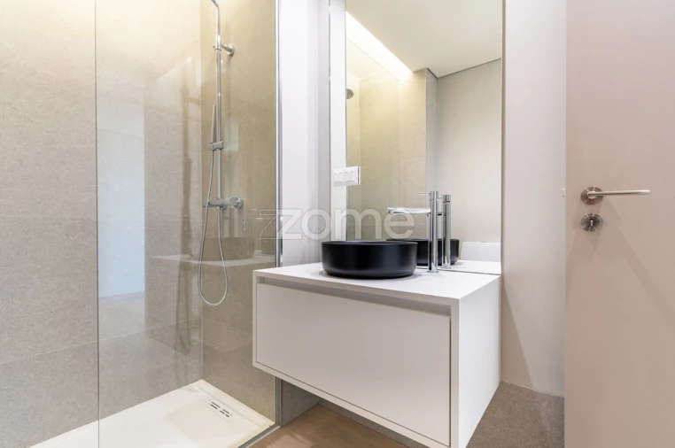 Apartamento T2 para Venda em Mafamude e Vilar do Paraíso Foto 19
