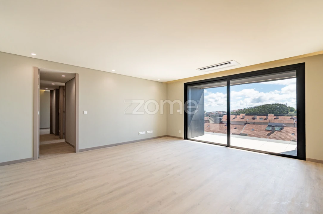 Apartamento T2 para Venda em Mafamude e Vilar do Paraíso Foto 1