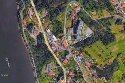Terreno para Venda em Foz do Sousa e Covelo