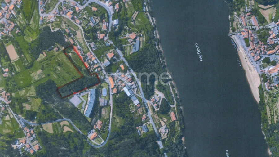 Terreno para Venda em Foz do Sousa e Covelo