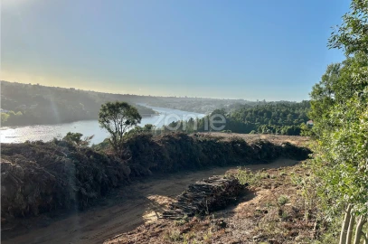 Terreno para Venda em Gondomar (São Cosme), Valbom e Jovim