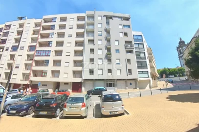 Apartamento T2 para Arrendamento em São Vicente (Braga)