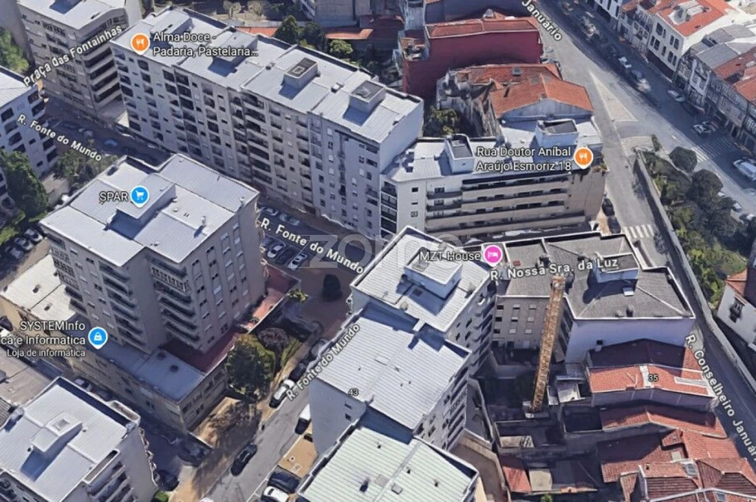 Apartamento T2 para Arrendamento em São Vicente (Braga) Foto 4