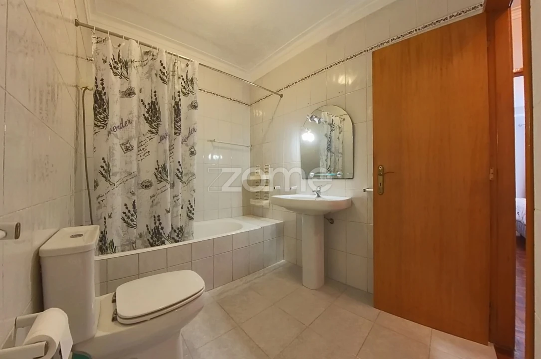 Apartamento T2 para Arrendamento em São Vicente (Braga) Foto 23
