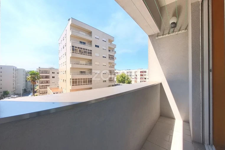 Apartamento T2 para Arrendamento em São Vicente (Braga) Foto 34
