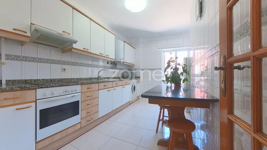 Apartamento T2 para Arrendamento em São Vicente (Braga)