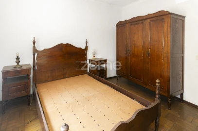 Prédio para Venda em Arganil