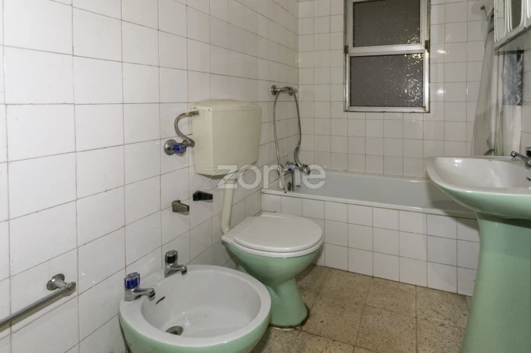 Prédio para Venda em Arganil Foto 15