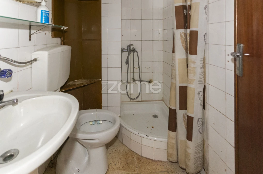 Prédio para Venda em Arganil Foto 22