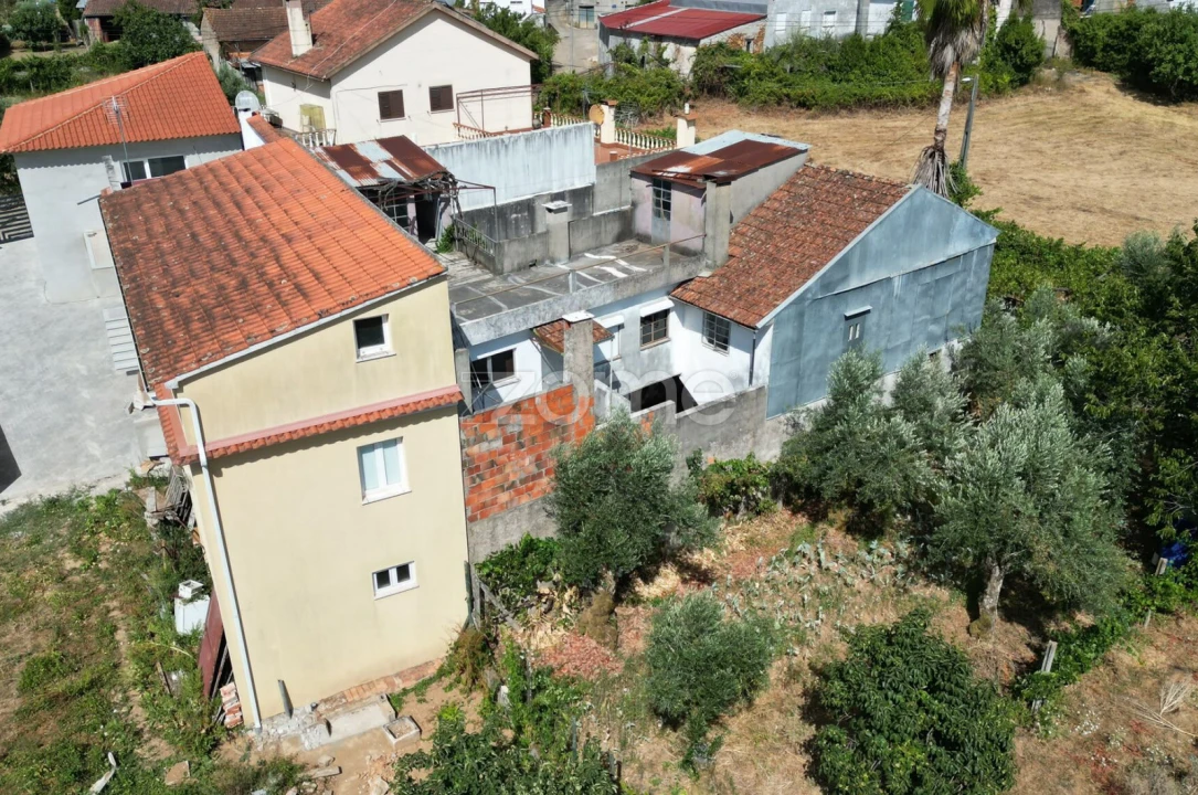 Moradia T5 para Venda em Sarzedo Foto 6
