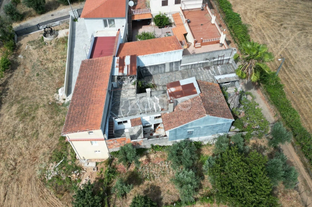 Moradia T5 para Venda em Sarzedo Foto 18