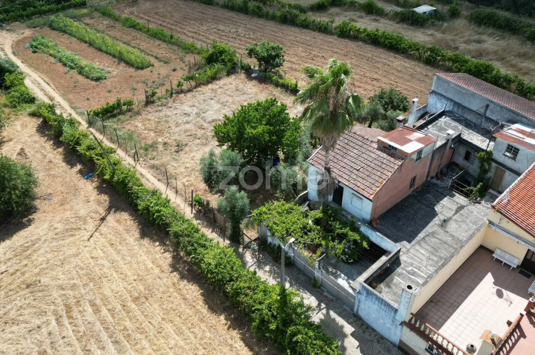 Moradia T5 para Venda em Sarzedo Foto 7