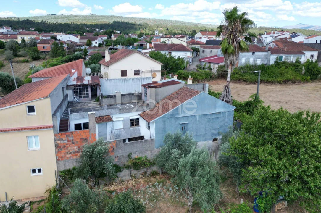 Moradia T5 para Venda em Sarzedo Foto 9