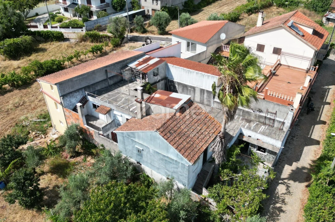 Moradia T5 para Venda em Sarzedo Foto 10