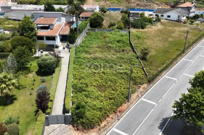 Moradia T1 para Venda em São Felix da Marinha