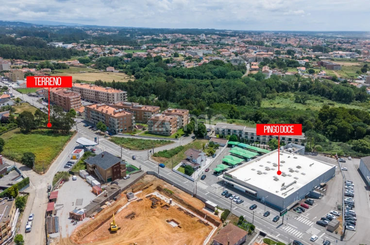 Moradia T1 para Venda em São Felix da Marinha Foto 21