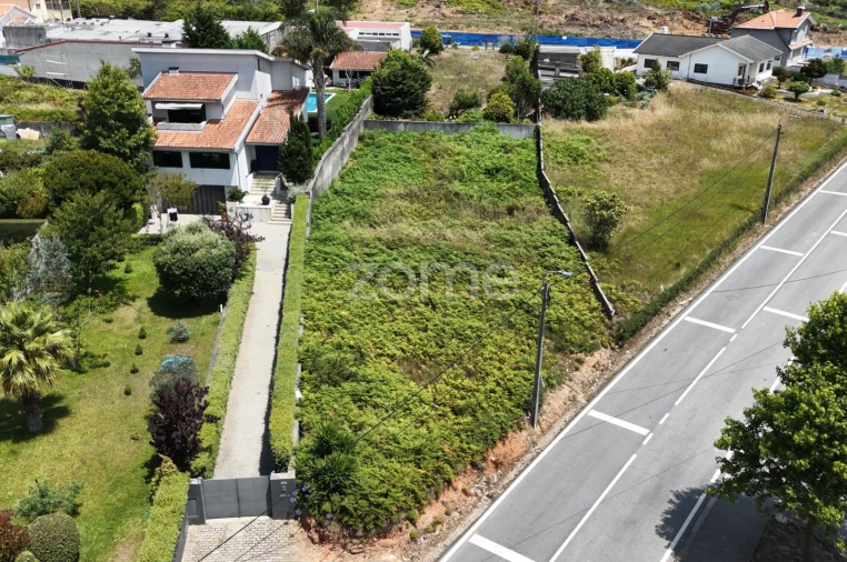 Moradia T1 para Venda em São Felix da Marinha Foto 17