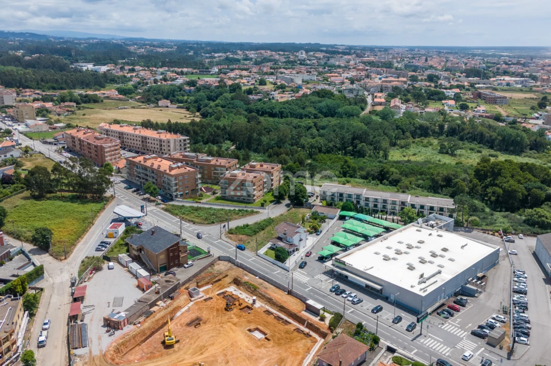 Moradia T1 para Venda em São Felix da Marinha Foto 22