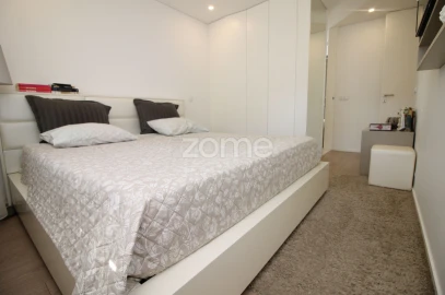 Apartamento T2 para Arrendamento em Nogueiró e Tenões