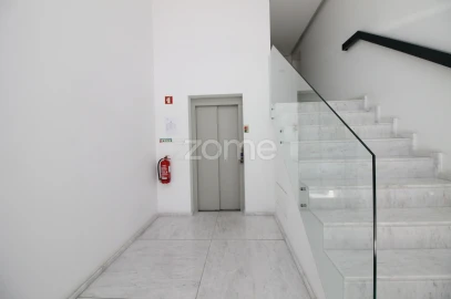 Apartamento T2 para Arrendamento em Nogueiró e Tenões