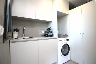 Apartamento T2 para Arrendamento em Nogueiró e Tenões