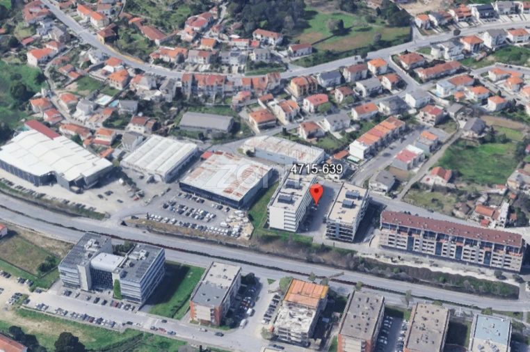 Apartamento T2 para Arrendamento em Nogueiró e Tenões Foto 23