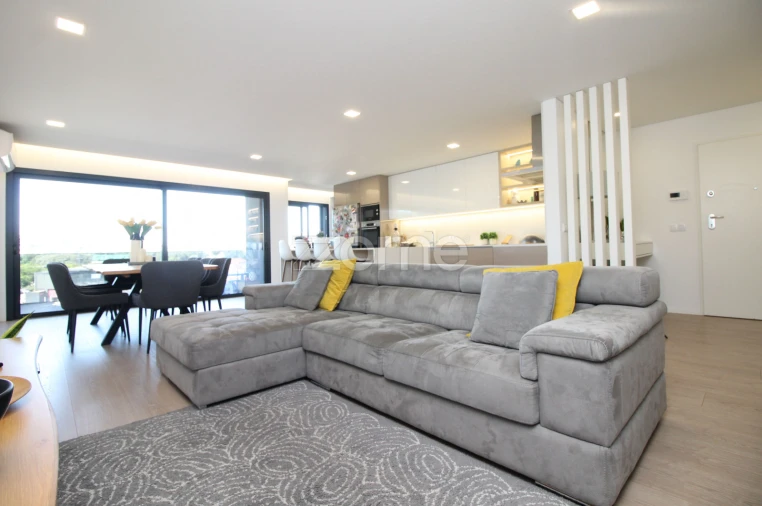 Apartamento T2 para Arrendamento em Nogueiró e Tenões Foto 4