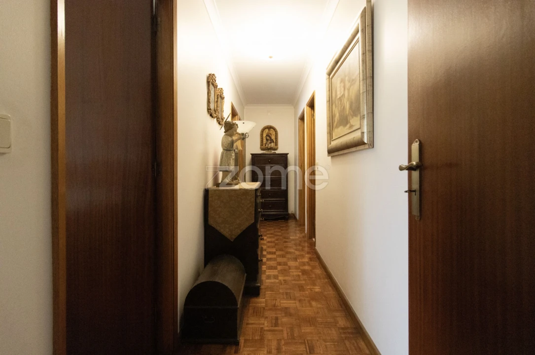 Apartamento T4 para Venda em Braga (São José de São Lázaro e São João do Souto) Foto 25