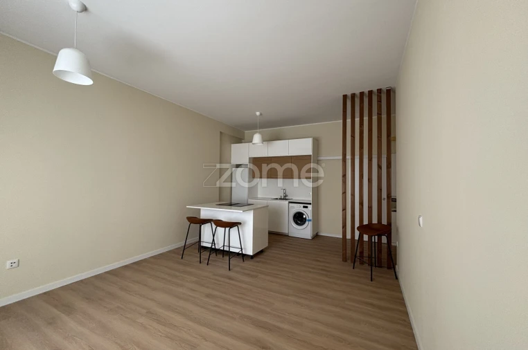 Apartamento T1 para Venda em Moreira Foto 9