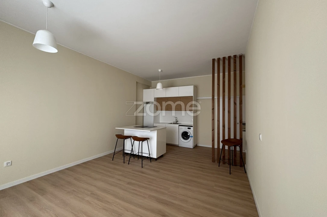Apartamento T1 para Venda em Moreira Foto 9