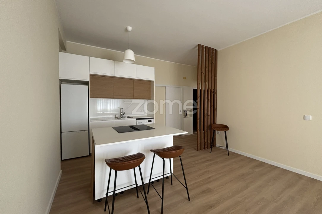 Apartamento T1 para Venda em Moreira Foto 13