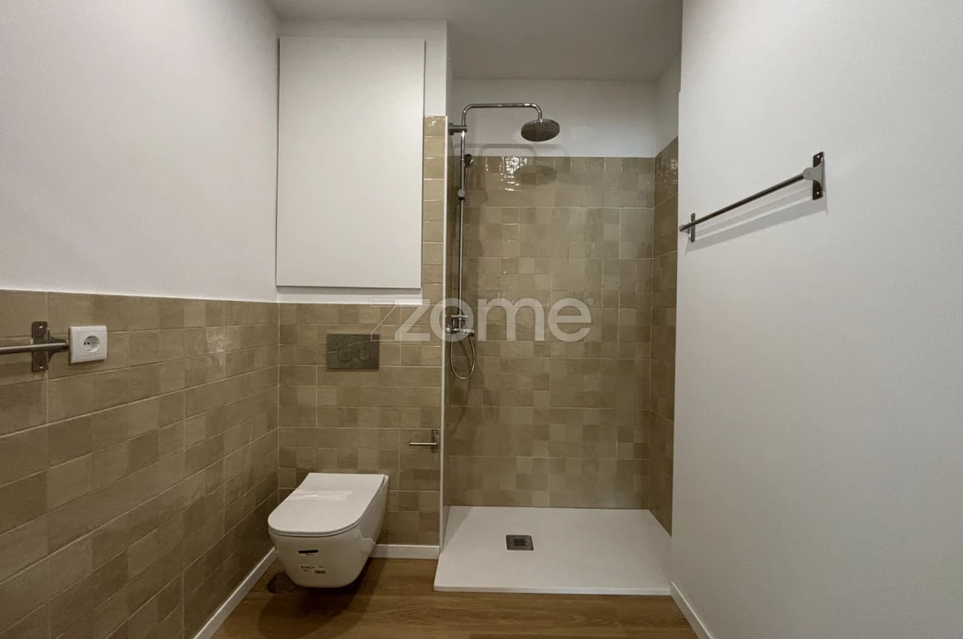 Apartamento T1 para Venda em Moreira Foto 16