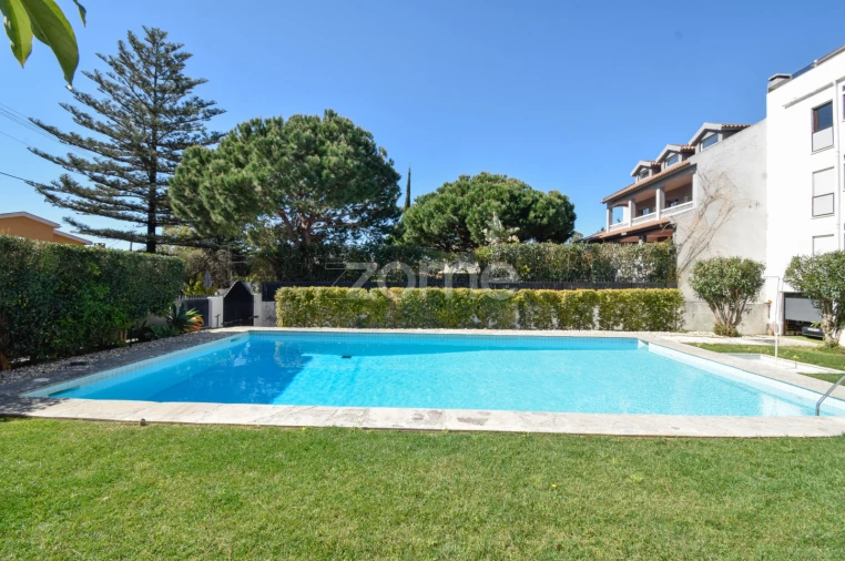 Apartamento T3 para Venda em Cascais e Estoril Foto 3