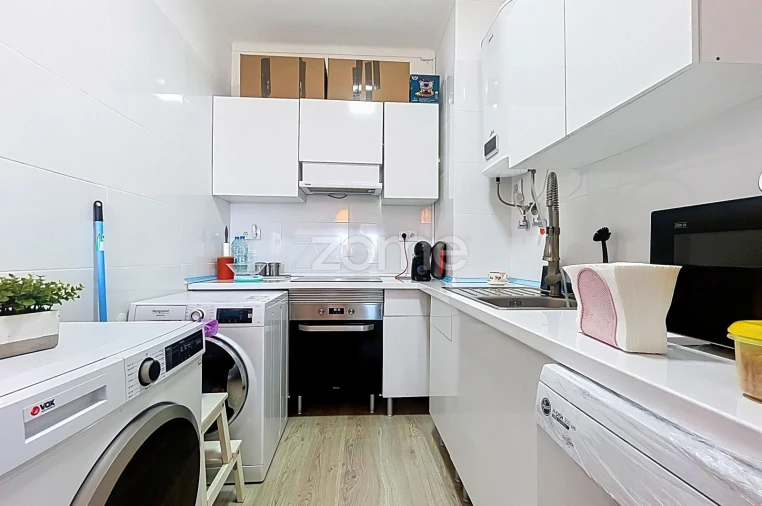 Apartamento T1 para Venda em Buarcos Foto 5