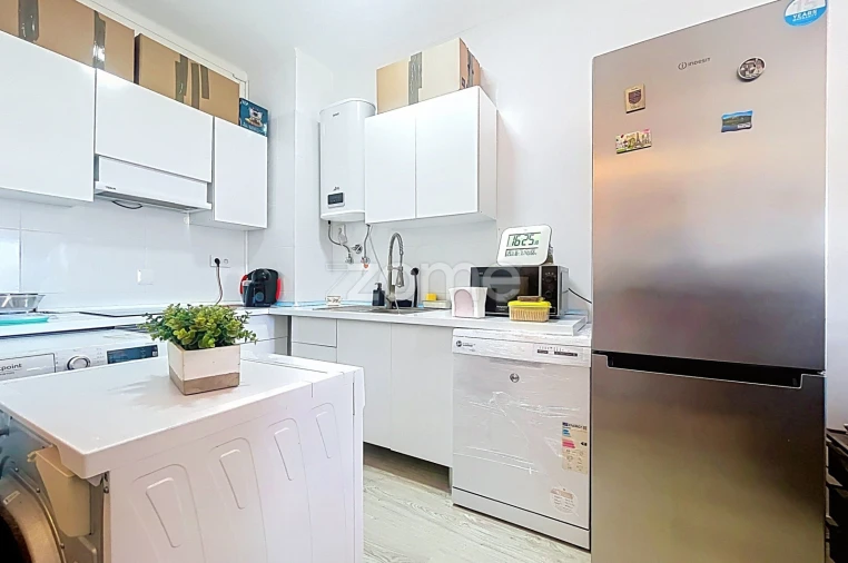 Apartamento T1 para Venda em Buarcos Foto 6