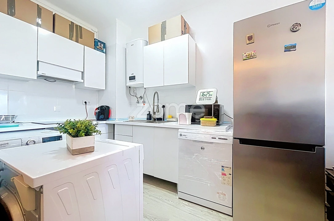 Apartamento T1 para Venda em Buarcos Foto 6