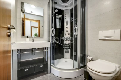 Apartamento T2 para Arrendamento em Carcavelos e Parede