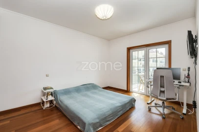 Apartamento T2 para Arrendamento em Carcavelos e Parede