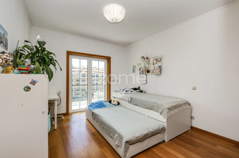 Apartamento T2 para Arrendamento em Carcavelos e Parede Foto 22