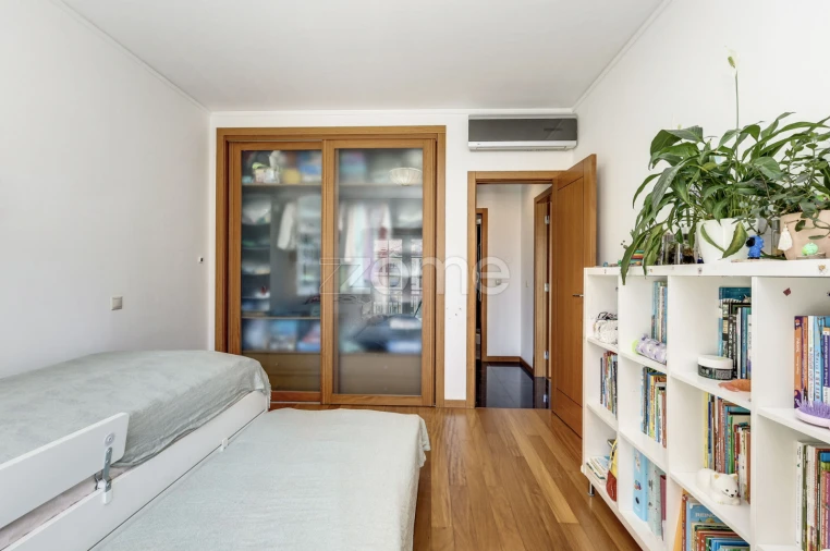Apartamento T2 para Arrendamento em Carcavelos e Parede Foto 23