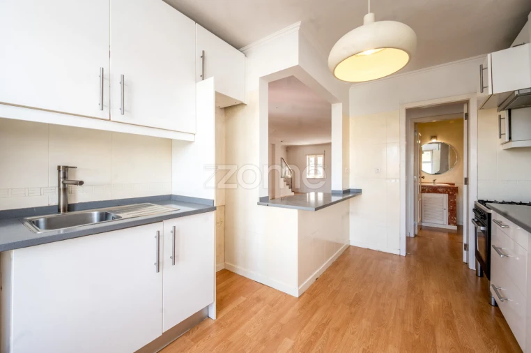 Moradia T5 para Venda em Estrela Foto 18