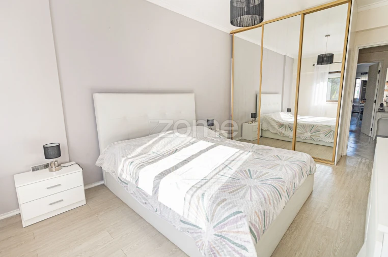 Apartamento T2 para Venda em Laranjeiro e Feijó Foto 10