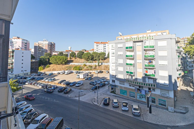 Apartamento T2 para Venda em Laranjeiro e Feijó Foto 20