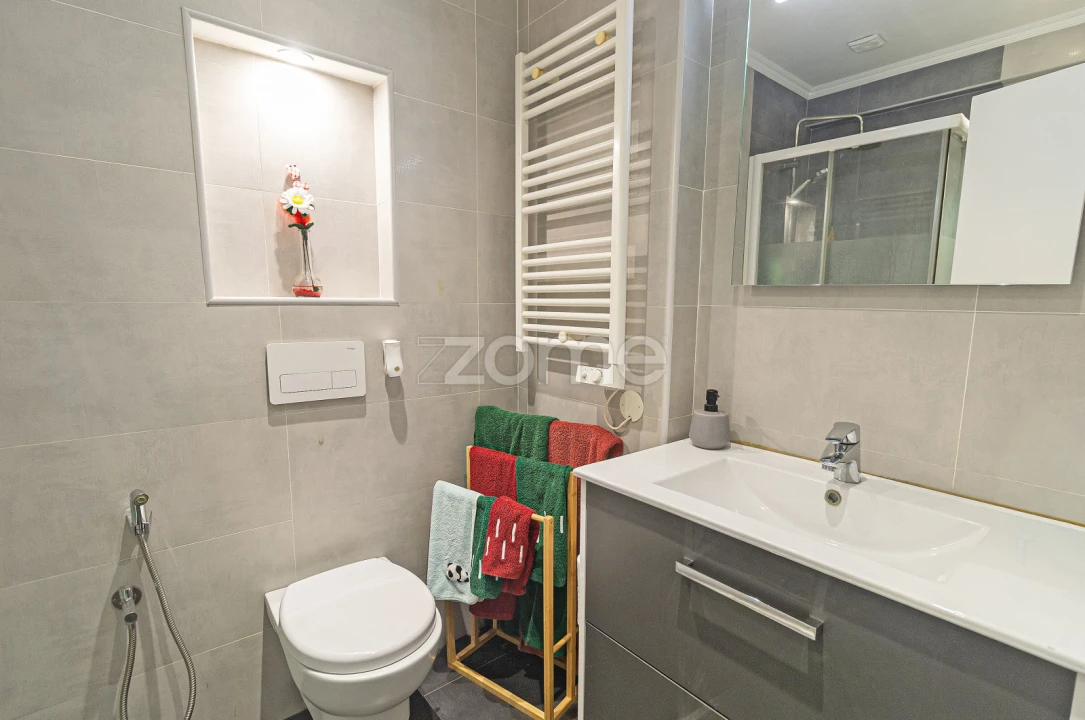 Apartamento T2 para Venda em Laranjeiro e Feijó Foto 15