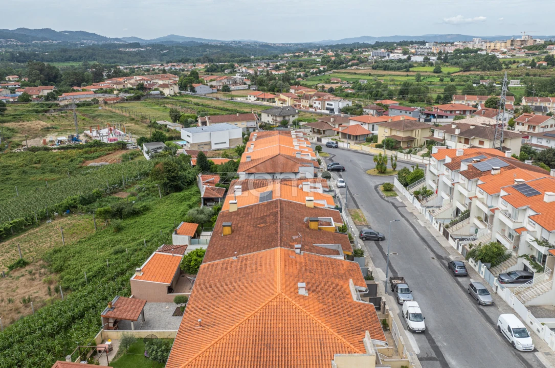 Moradia T3 para Venda em Amares e Figueiredo Foto 37
